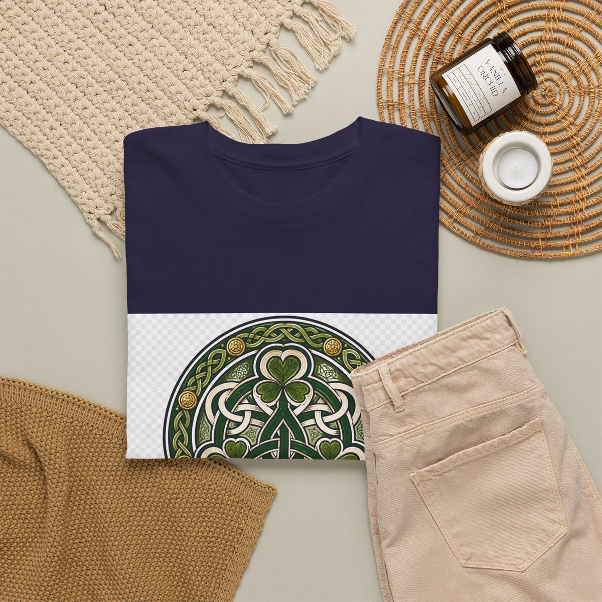 St. Patrick's Day Shirt for Guys & Gals — Lucky Shamrock