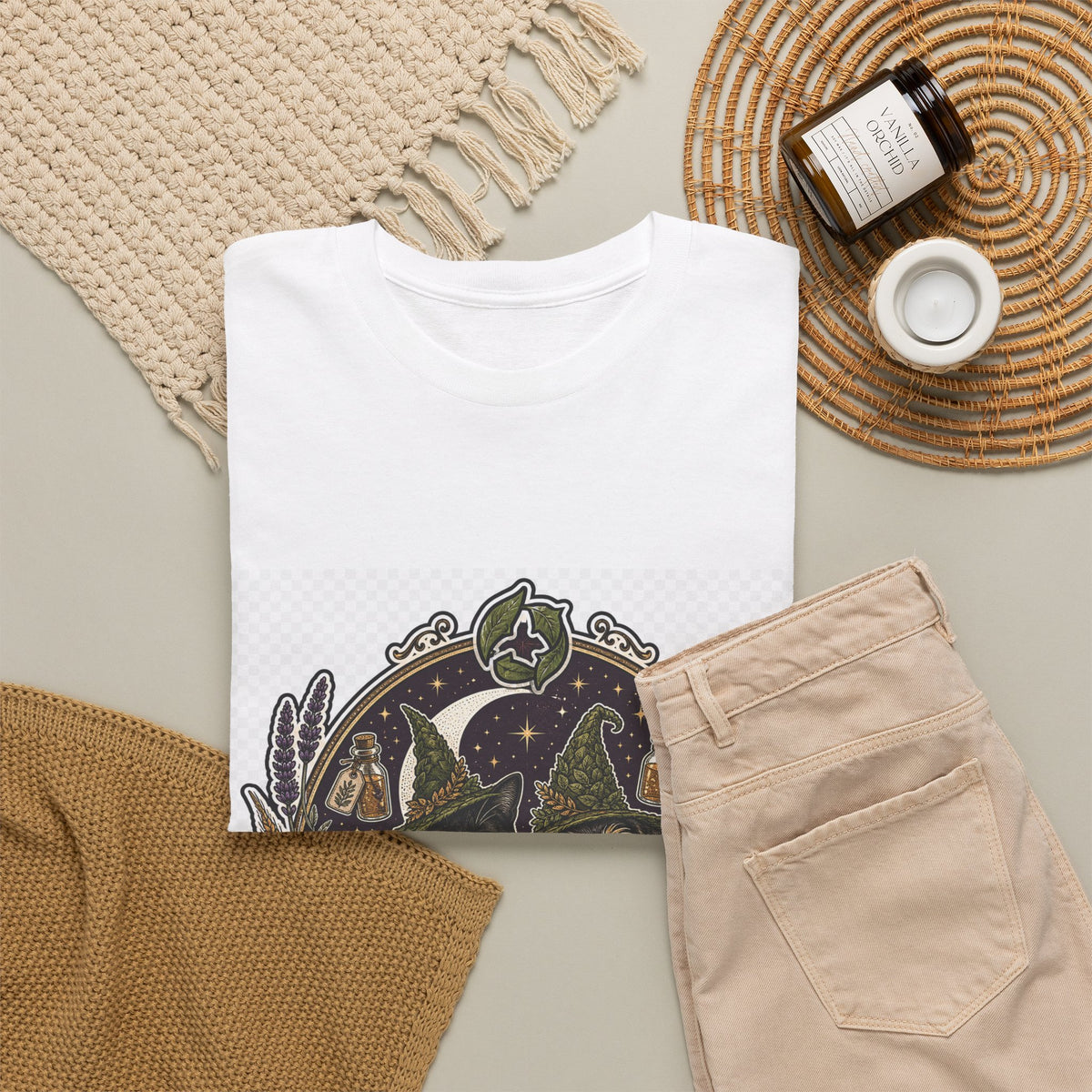 Halloween Pumpkin Retro Graphic Tee - Spooky Shirt for Adults